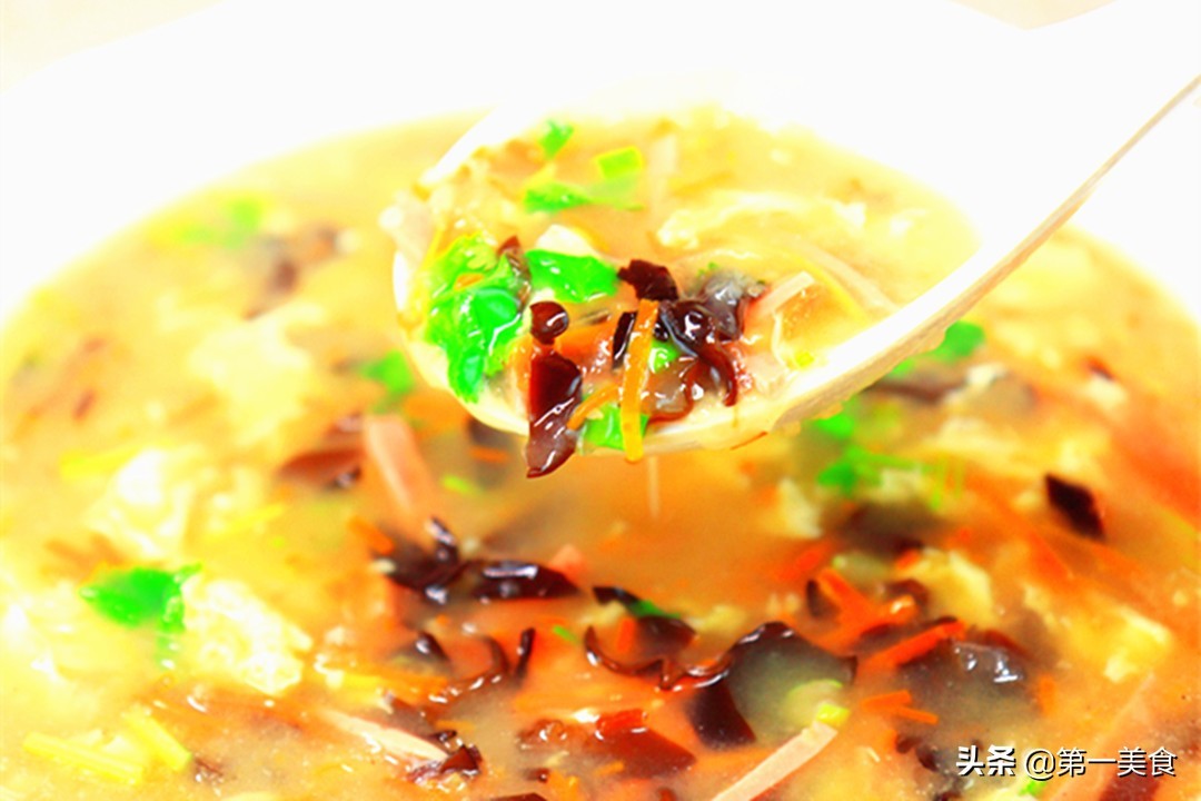 夏天喝的养生粥有哪些,分享3道适合中老年人喝的养生汤