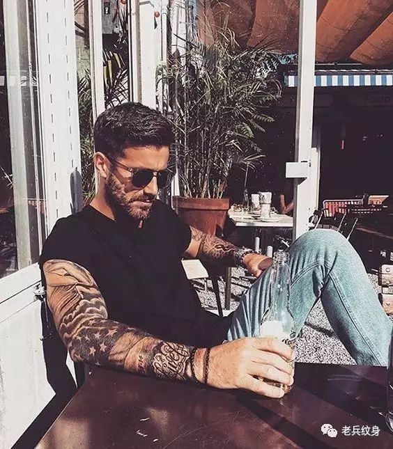 纹身发炎怎么消除,纹身发炎了需不需要再去补色