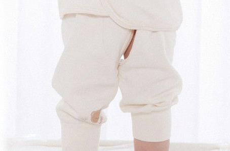 孩子尿路感染尿频有什么危害,宝宝穿开裆裤感染事件