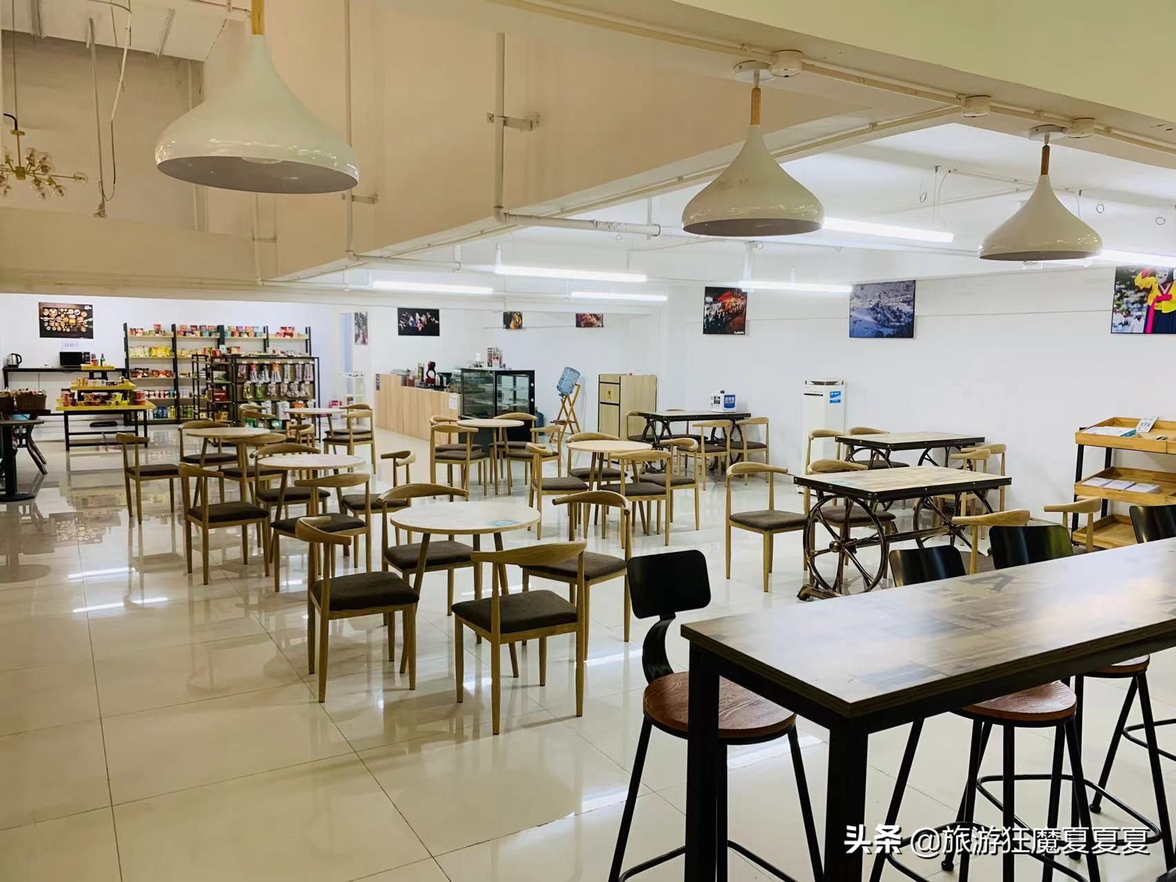 成都有没有卖衣服一条街,成都有卖护肤品的商场吗