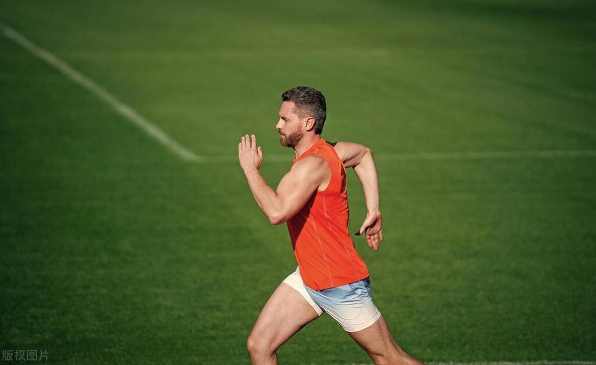 跑步小技巧如何跑得更快,有几种方法提高跑步成绩