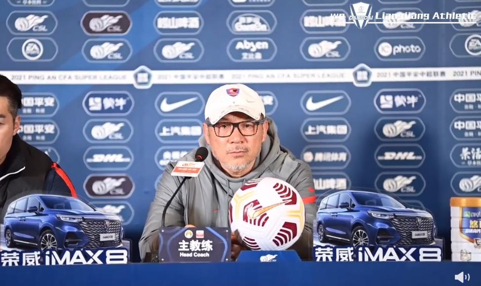 发布会现场哽咽落泪,发布会哽咽落泪