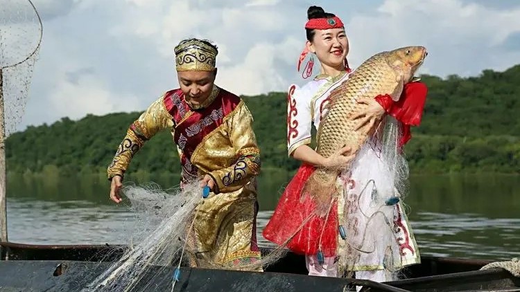 为什么皮鞋不臭脚,为什么皮鞋内里采用猪皮的多