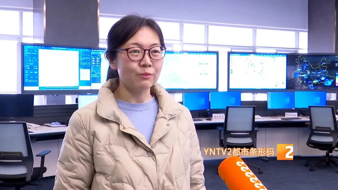 昆明今日迎来降雪图片,昆明迎来降雪高速路