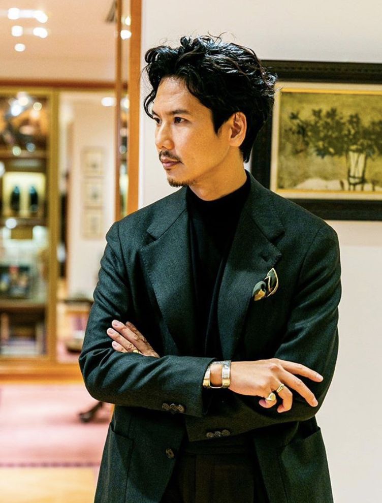 40岁男人春装穿着打扮推荐,中年男人买什么衣服好看