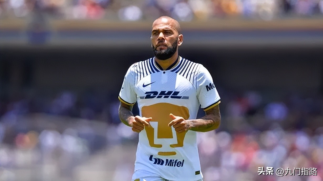 巴西队阵容蒂特,巴西队公布大名单时内马尔的表现