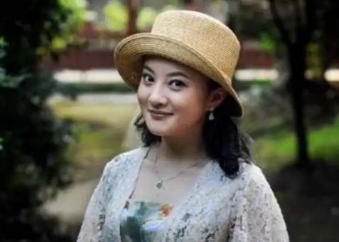 为什么金铭不和撒贝宁在一起,金铭和撒贝宁现状