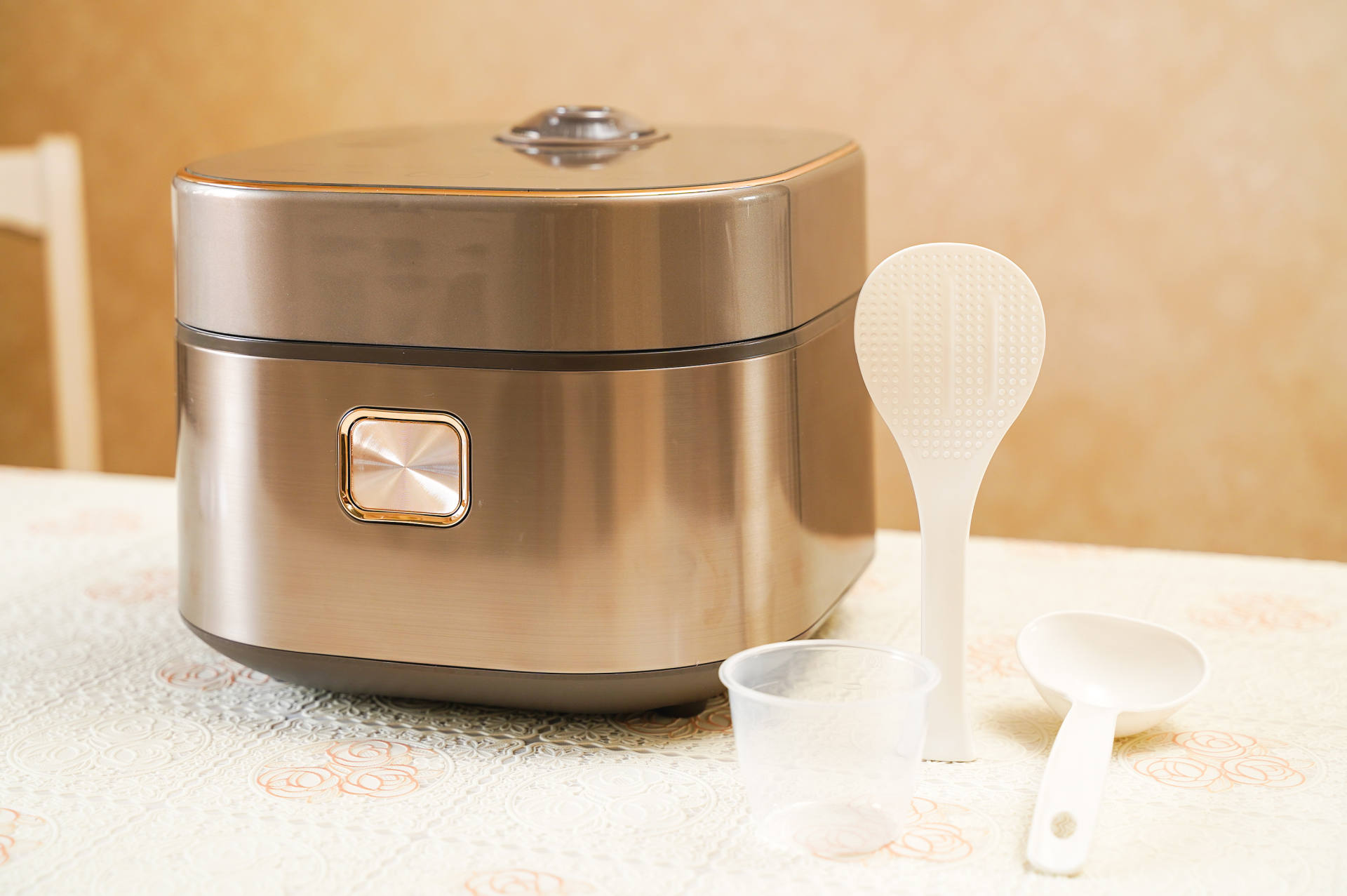 苏泊尔电饭煲太空科技,真正的苏泊尔电饭煲