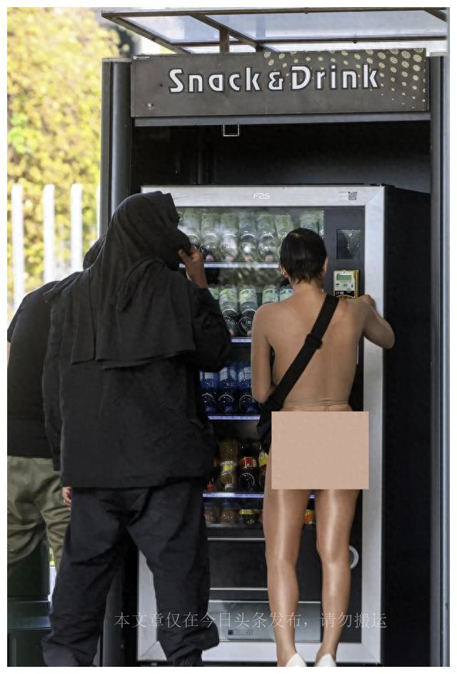 侃爷和老婆意大利游艇,侃爷和妻子在巴黎时装周