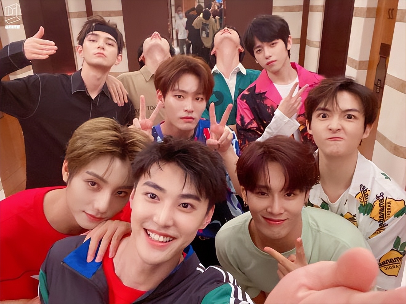 李振宁unine谈恋爱,unine李振宁抖音直播