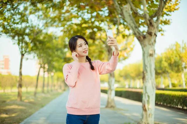 给时间以生命给岁月以文明,给生命以时间而不是给时间以生命