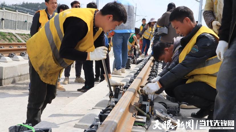 贵南高铁贵州段多少公里,贵南高铁贵州段桥梁工程全部完工