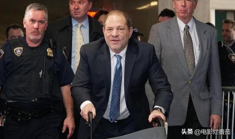 1万美金舔脚半小时？导演昆汀被曝恋足癖，影片多次出现脚的场景