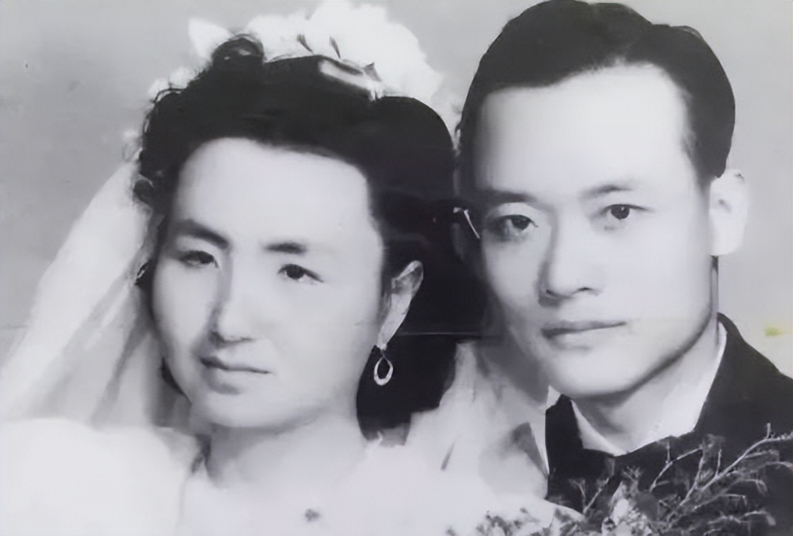 夫妻二人相继捐献遗体两副骨架,医学夫妻双双捐献遗体