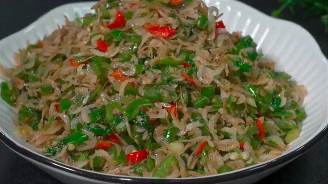 饮食当中哪种食物含钙最高,补钙必备这些食材含钙量最高