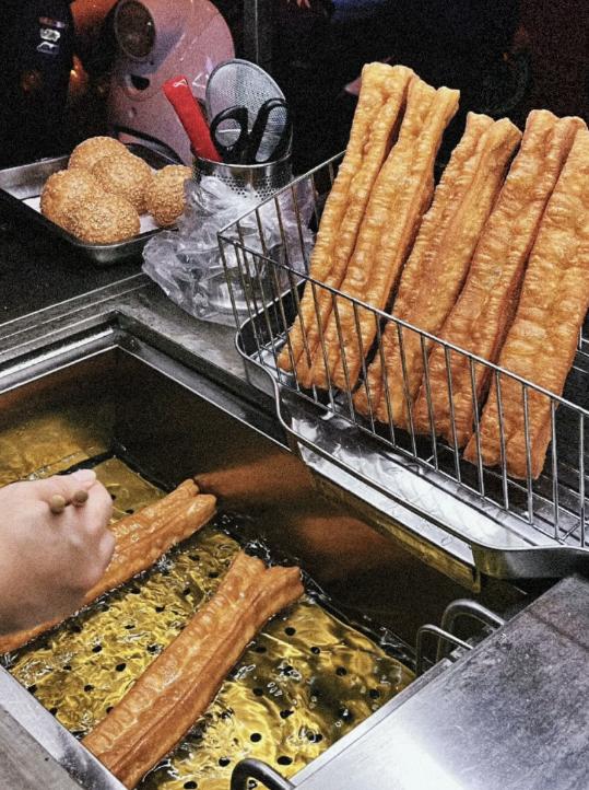 南宁早餐店豆浆油条,南宁豆浆油条路边摊