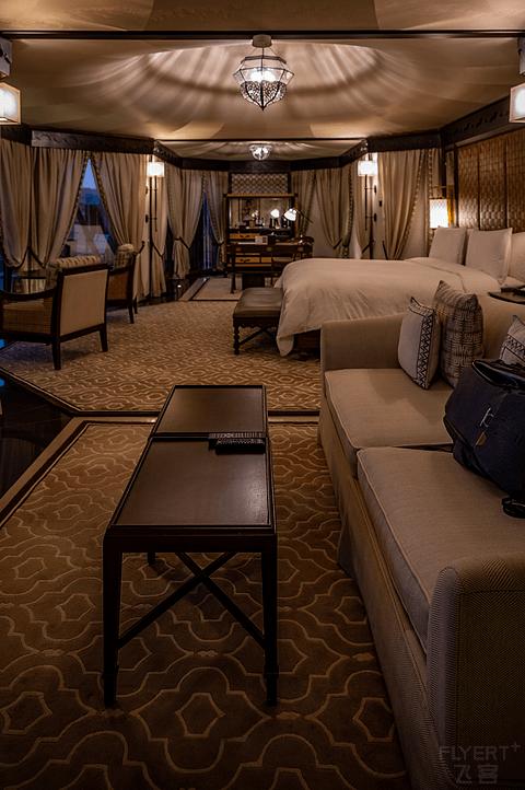 阿联酋丽思卡尔顿,阿联酋野奢帐篷