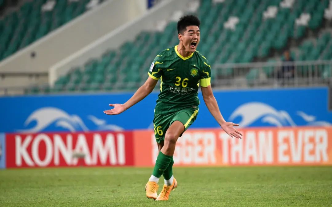 从淘汰中甲球队，到输给中冠球队，这两年这些孩子经历了什么？