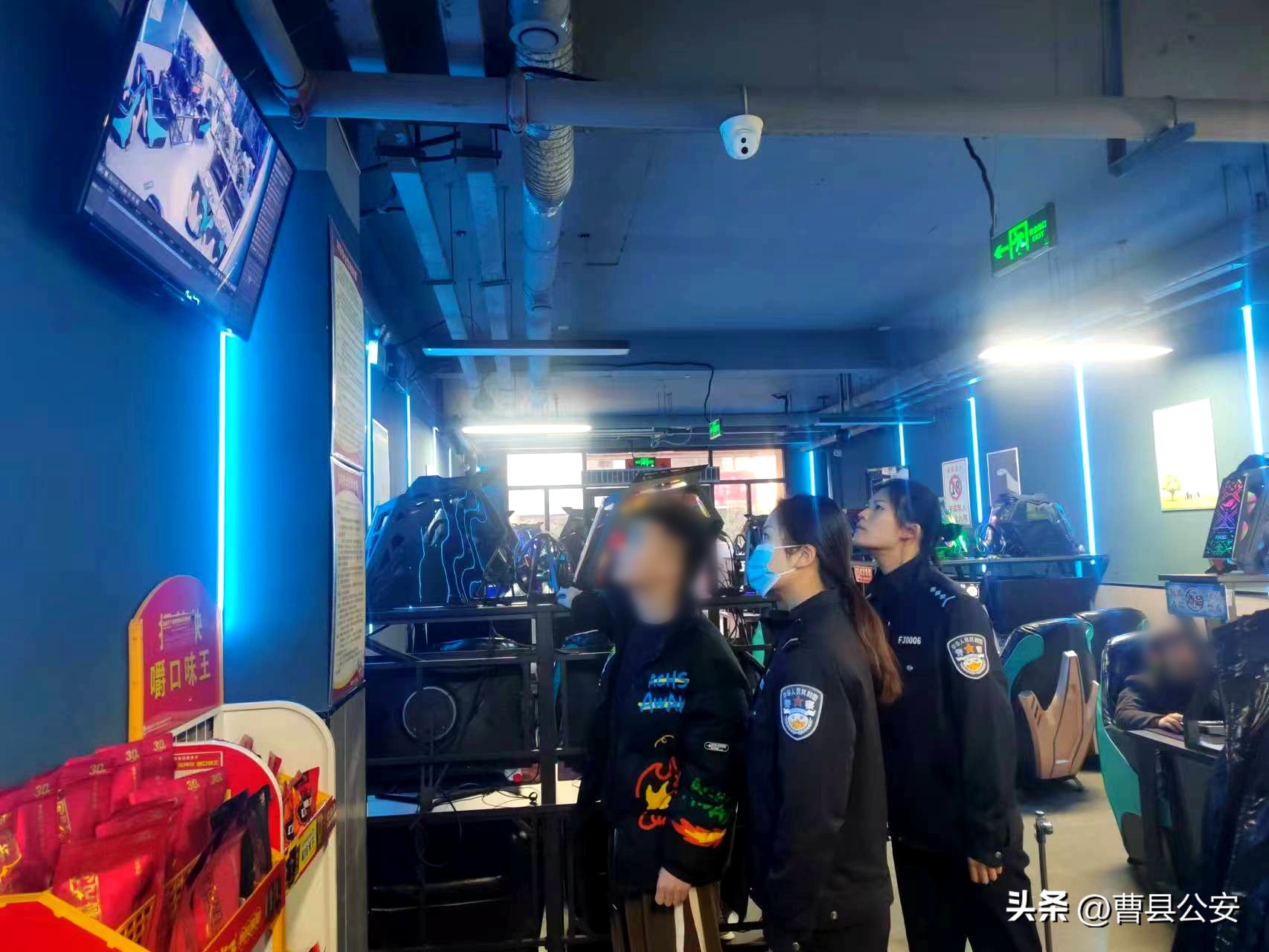 网警开展网吧检查,网警巡查网吧