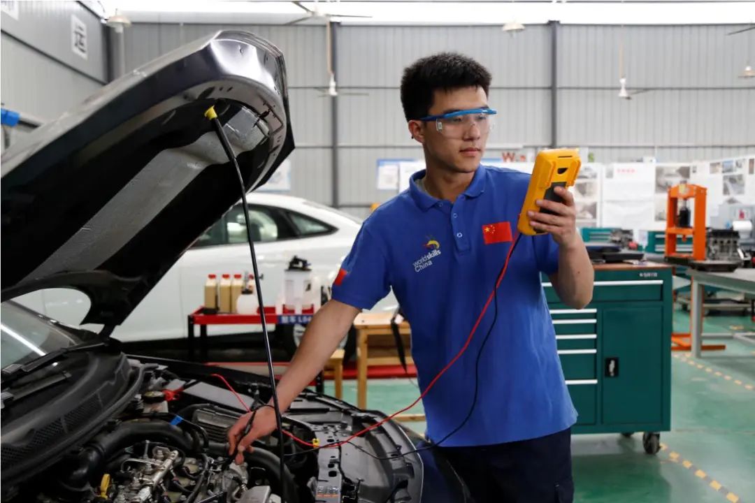 对话|重庆工贸技师学院杨浩：人人皆可成才，人人尽展其才