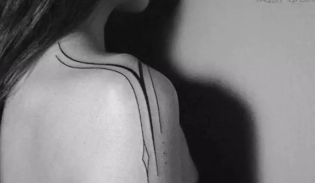 纹身“过来人”告诉你：只要找对地方，纹身一点都不疼