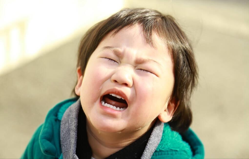 孩子动不动就哭怎么办？家长了解背后的原因后，用对方法轻松应对