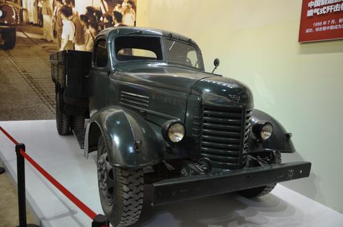 一汽解放为什么跌得厉害,一汽解放的发展及未来布局