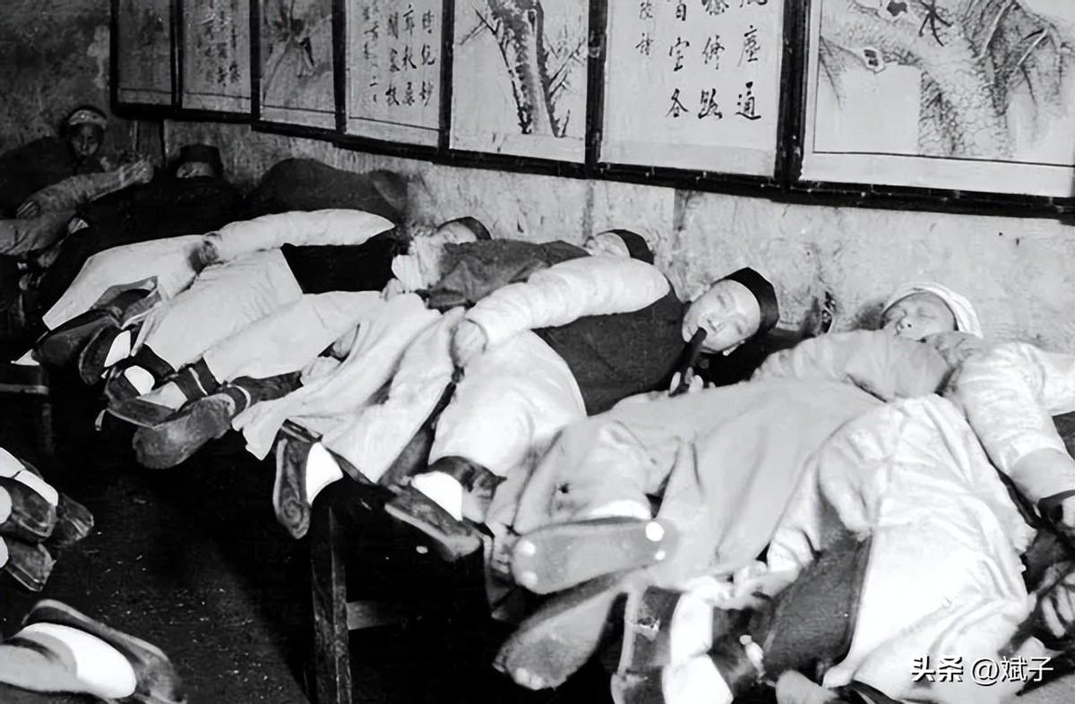 惊!日军日记曝光,*安妇慰**不顺从,日军竟用*刀刺**插入她的*体下**!