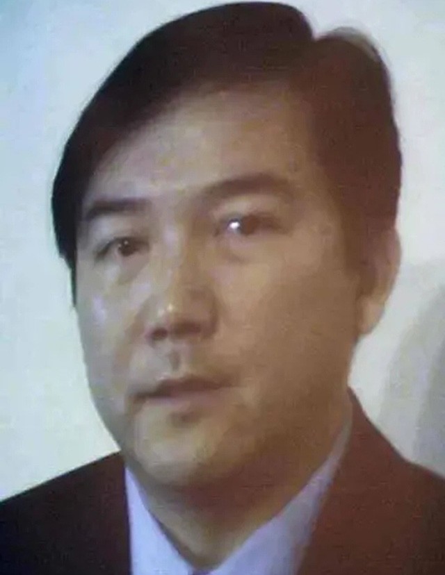 上海小伙成墨西哥毒枭,却未向中国贩毒,密室中成捆美钞垒成高台