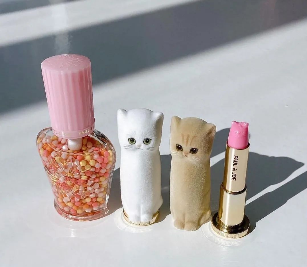 资生堂复古正红色口红,资生堂口红173试色