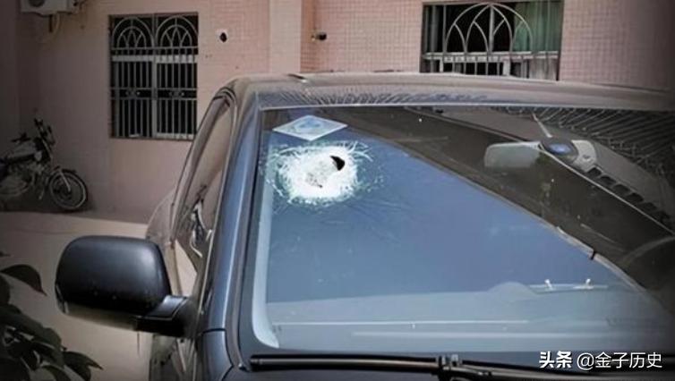 三个男孩高速路上砸车砸死人,三男孩高速砸车最后怎么判了