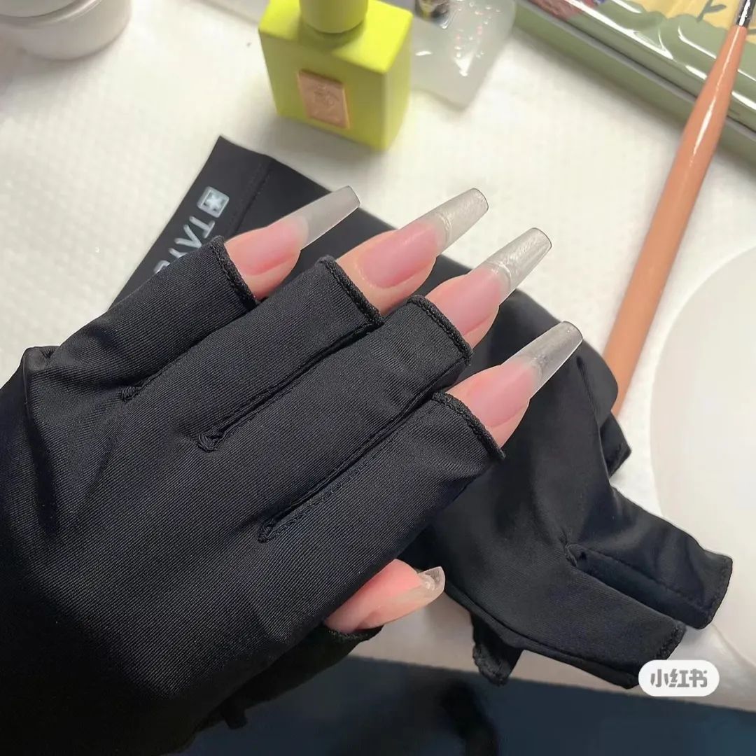 几千块钱的美甲到底值不值,100元做的纯色美甲贵吗