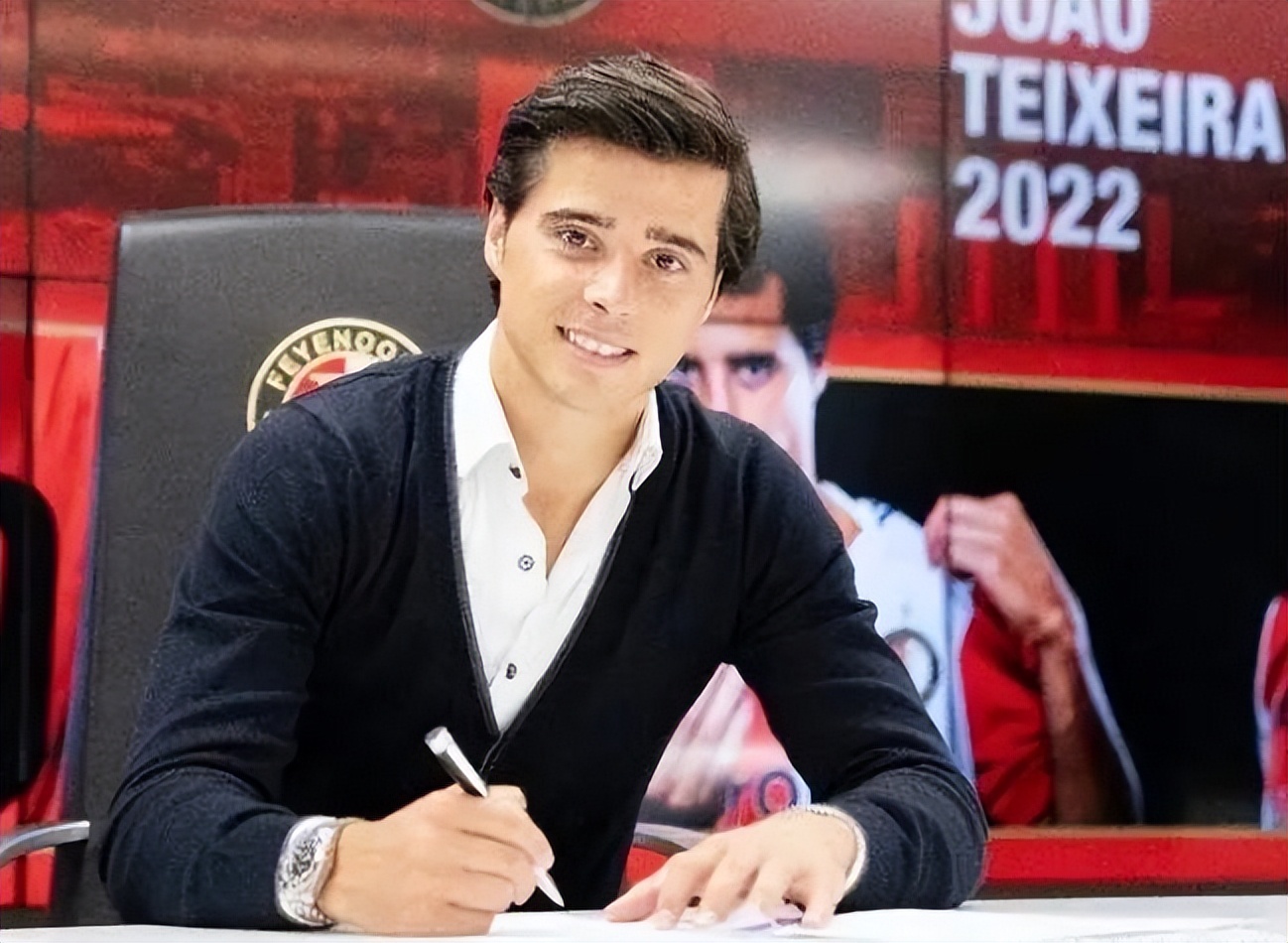 上海申花10号特谢拉,特谢拉上海申花高清大图