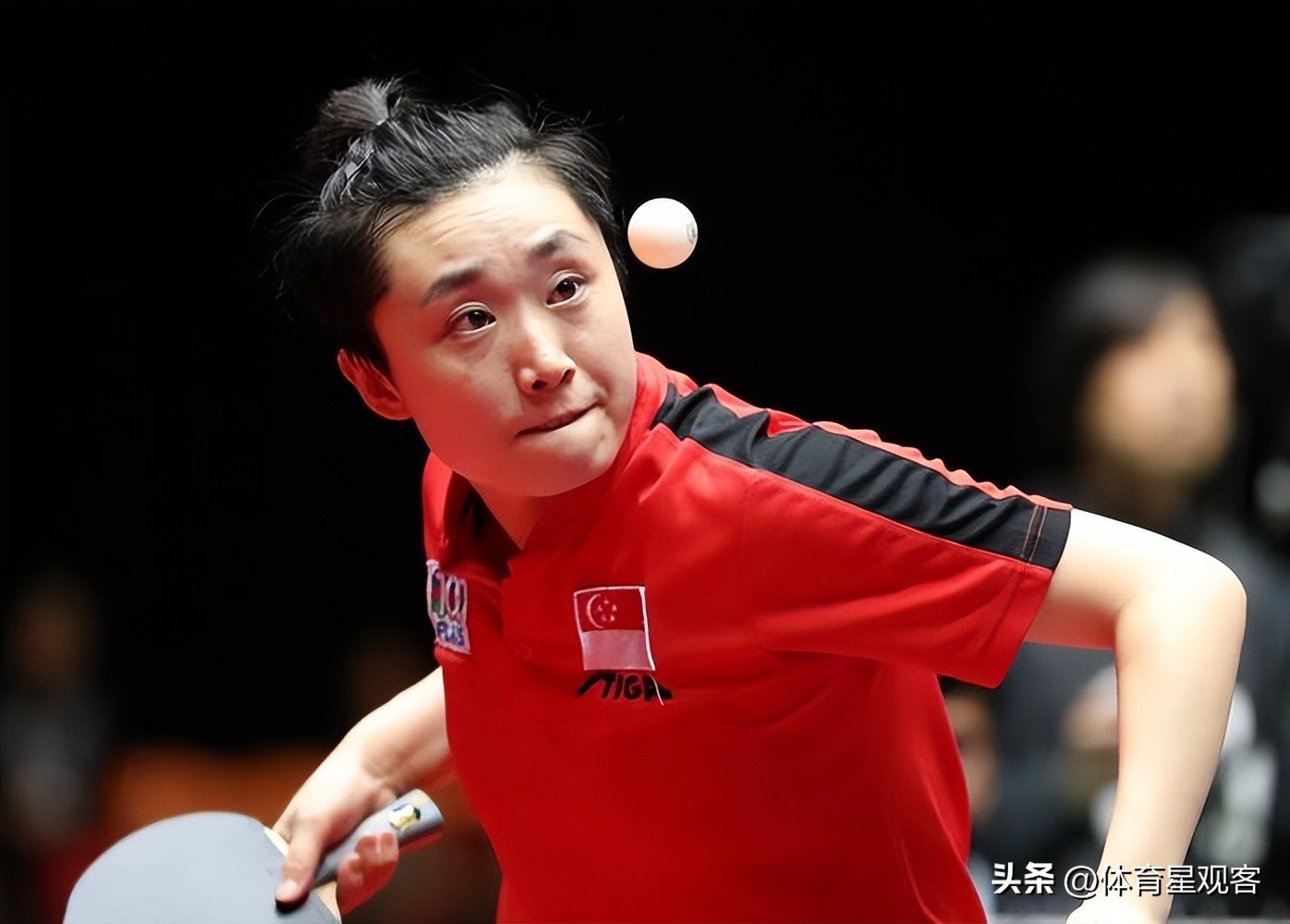 新加坡冯天薇国籍,冯天薇为什么不退役