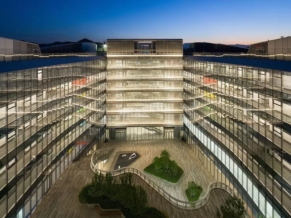 被有钱人喜欢是一种什么感觉知乎,被财神爷偏爱的小富婆