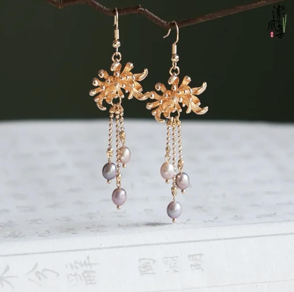 古人为何在耳朵上穿洞？玦和珰有何区别？