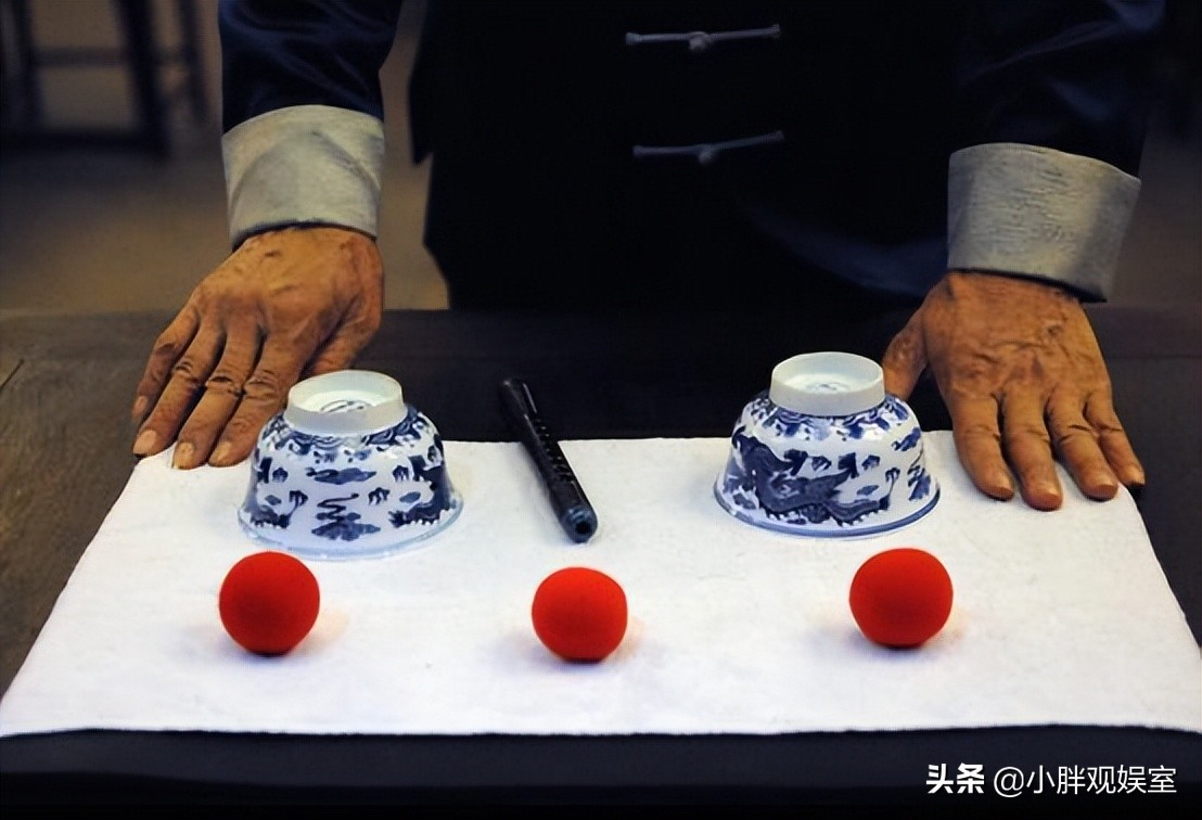 他是缩骨功唯一传人已练功,他是缩骨功唯一传人