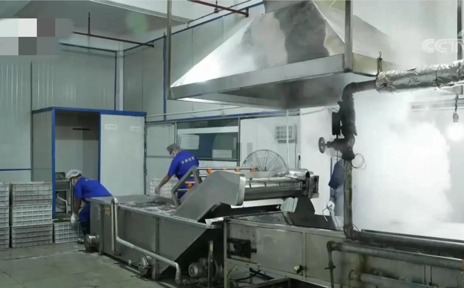 重庆男子加工花椒，无意间在蒸汽中发现端倪，靠蒸汽年收入300万