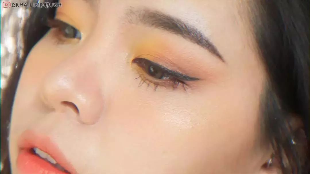 3ce眼影盘overtake橘棕盘画法,化妆眼影眼窝画法