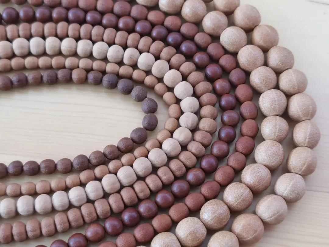 如何识别一条手串珠的好坏,怎么样识手串珠的好坏