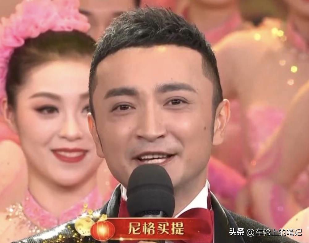 尼格买提伤感发言,尼格买提暖心瞬间