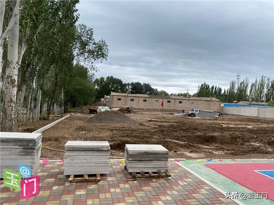 我们这十年社区工作,强化阵地建设营造精神文明