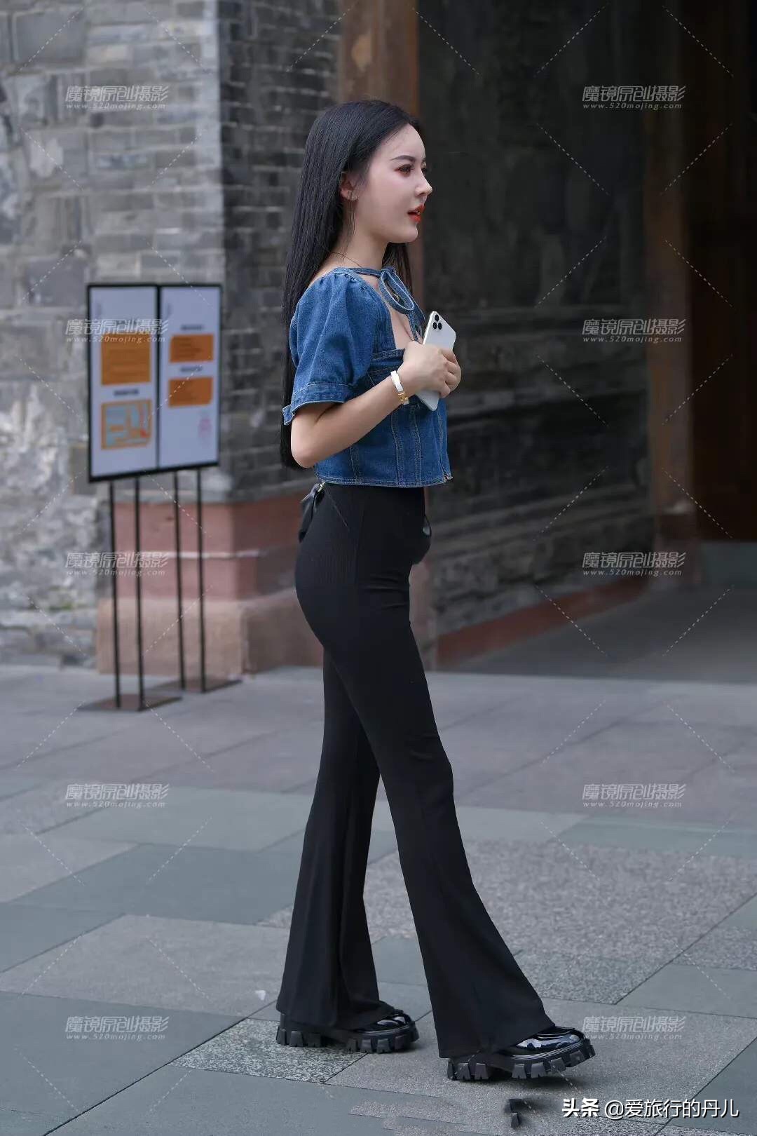 复古衬衫搭配黑色喇叭裤,牛仔裤复古衬衫搭配图片