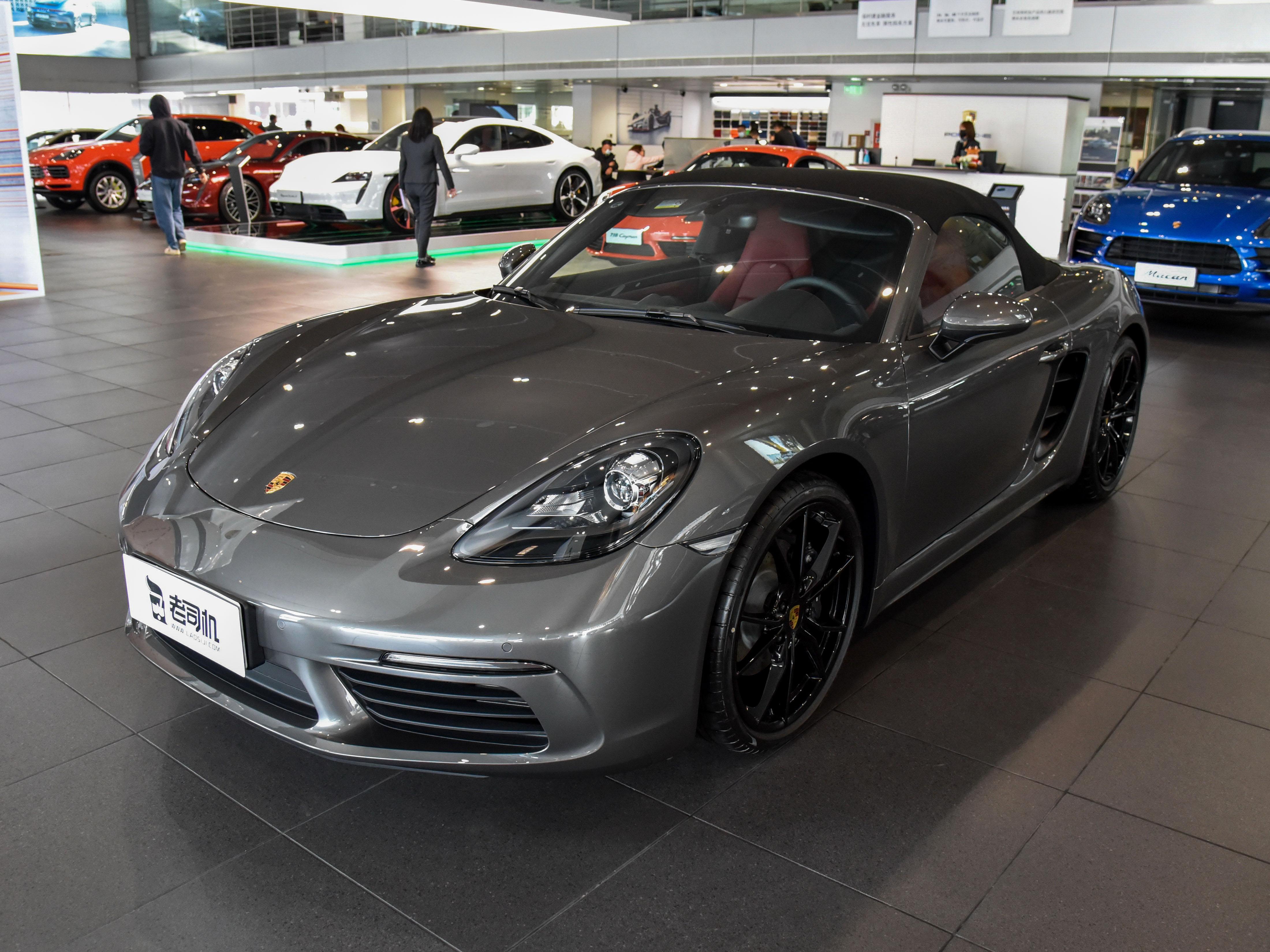 新款保时捷718硬顶4座敞篷报价,保时捷718是保时捷最廉价的跑车