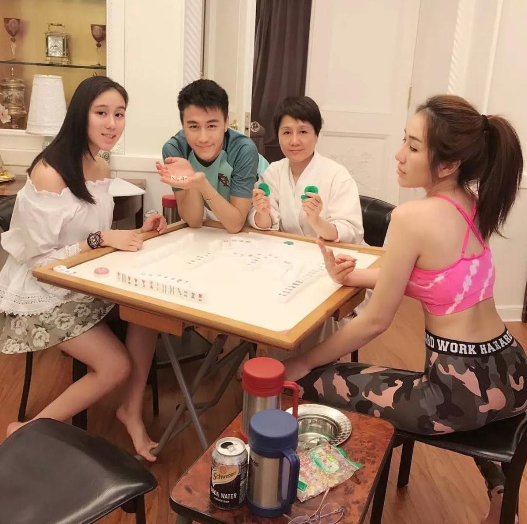 蓝琼缨因为什么去世,赌王二太蓝琼缨传奇的一生