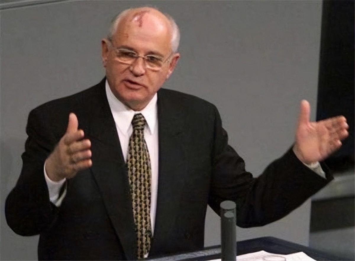 俄罗斯寡头到底有多狂,俄罗斯寡头挑战普京