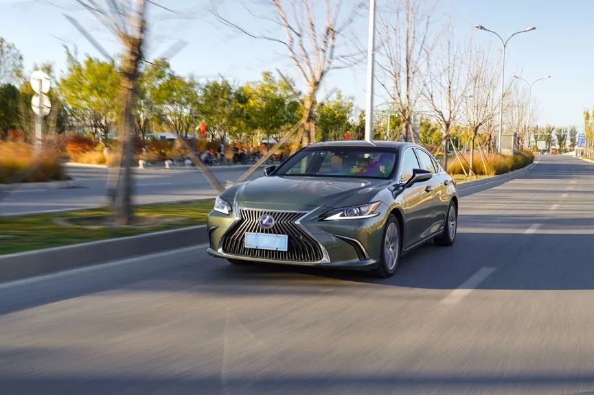 手机已成为生活的一部分,抖音成为了生活的一部分