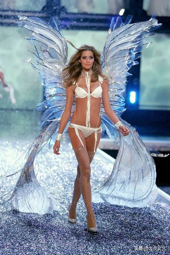 美女天使超模图片大全,超模天使面孔