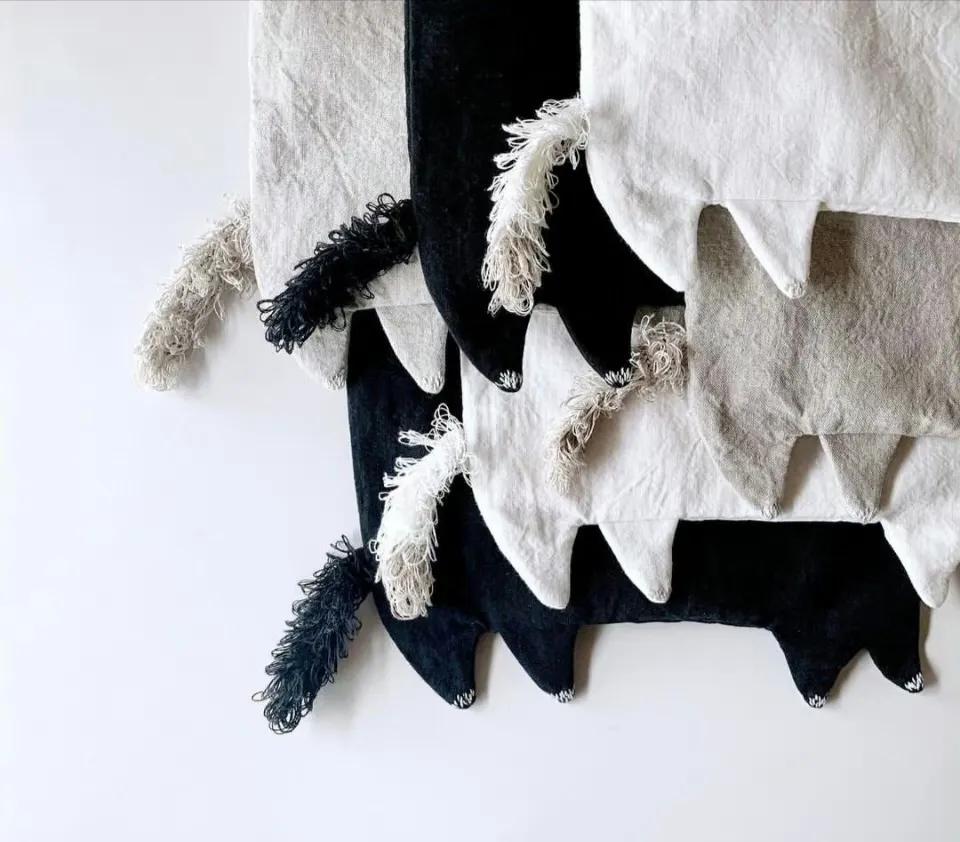 猫咪刺绣帆布包,猫咪揣手款包