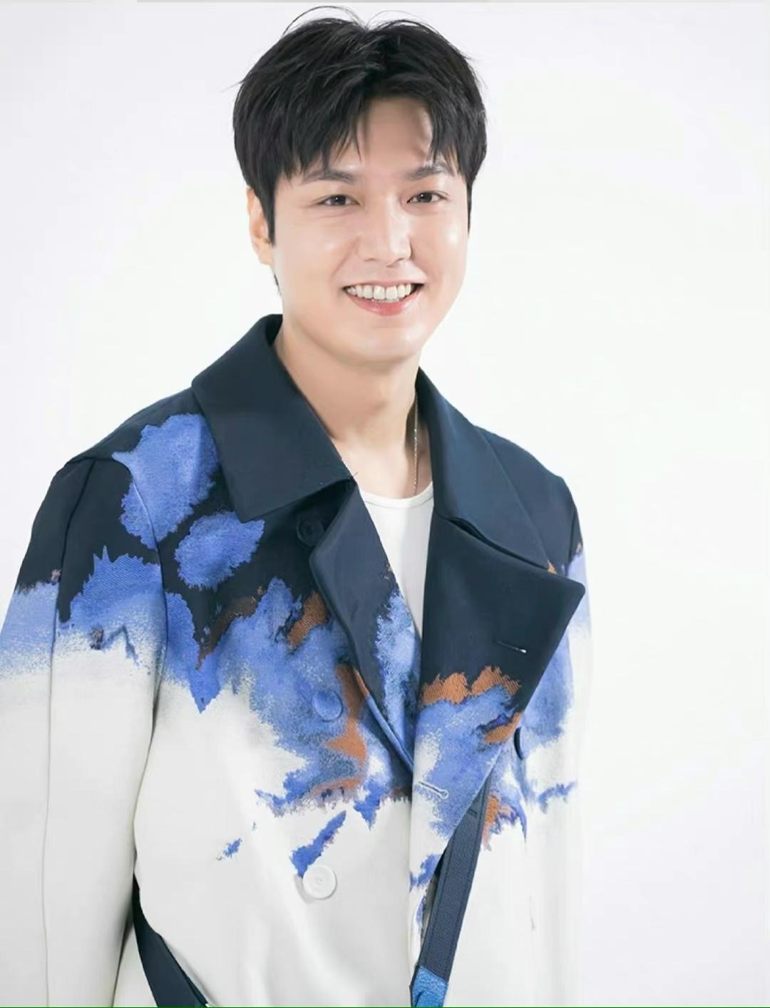 李敏镐现状发胖,李敏镐发福前后对比照